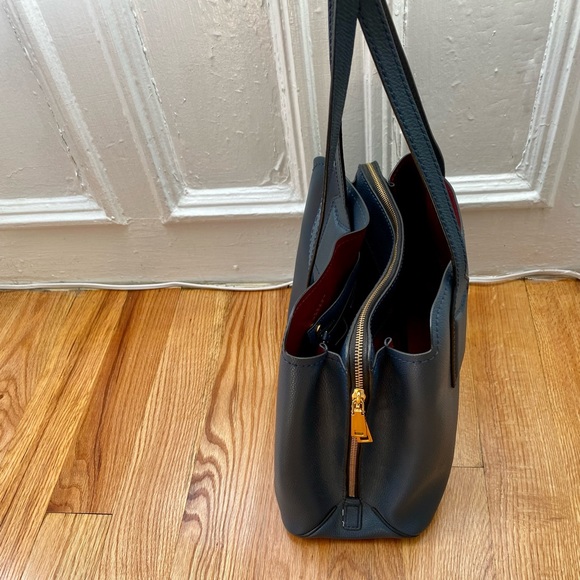 Marc Jacob’s Handbag - Picture 8 of 8